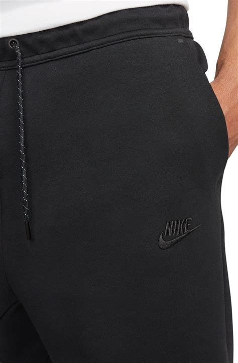 nike tech zwart wit|Nike tech fleece shorts.